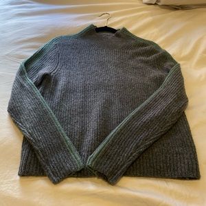 Abercrombie sweater